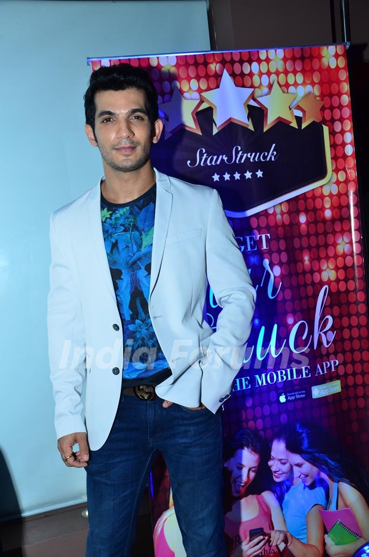 Arjun Bijlani at Celebration of Suyash Rai's Sister's Birthday at Star Struck