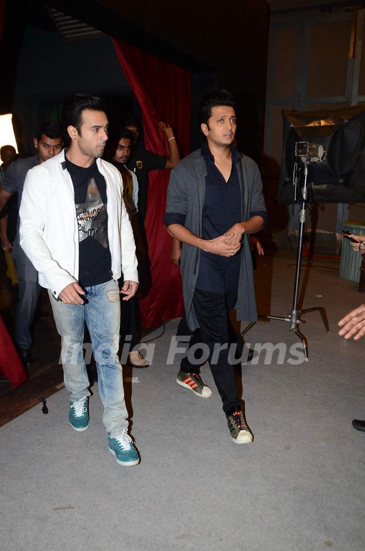 Riteish Deshmukh and Pulkit Samrat Promotes Bangistan