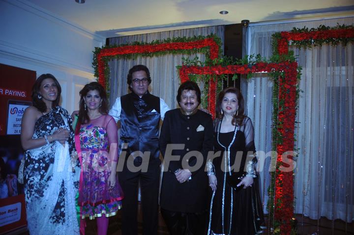 Talat Aziz, Bina Aziz and Pankaj Udhas With his Wife at Khazana Gazal Festival - Day 2