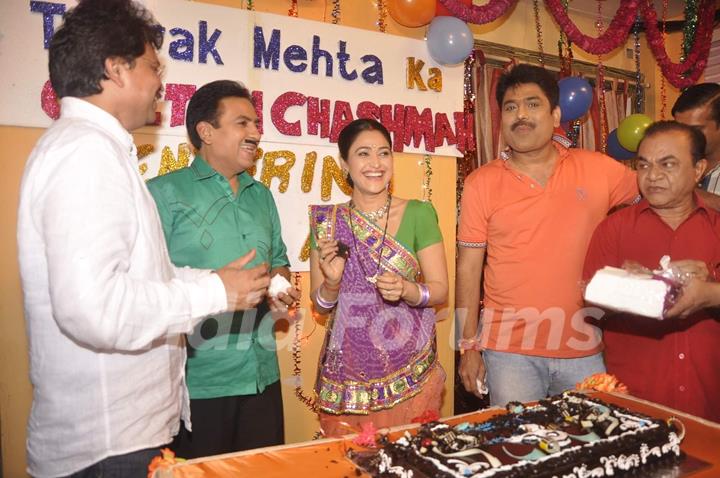 Cast of Taarak Mehta Ka Ooltah Chashmah Celebrates Completion of 7 years