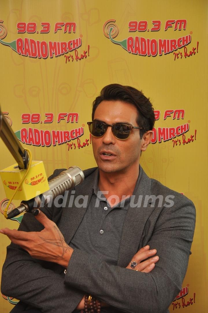 Arjun Rampal at Radio Mirchi