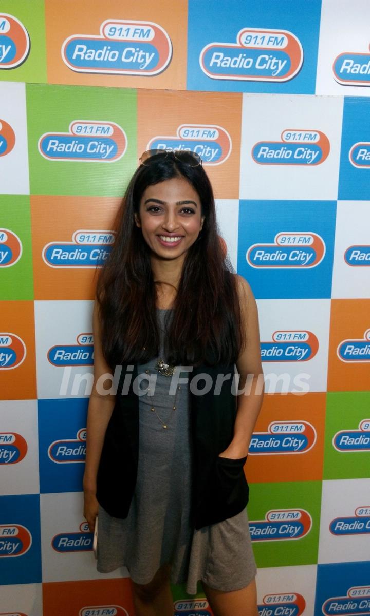 Radhika Apte at the Promotions of Manjhi - The Mountain Man on Radio City
