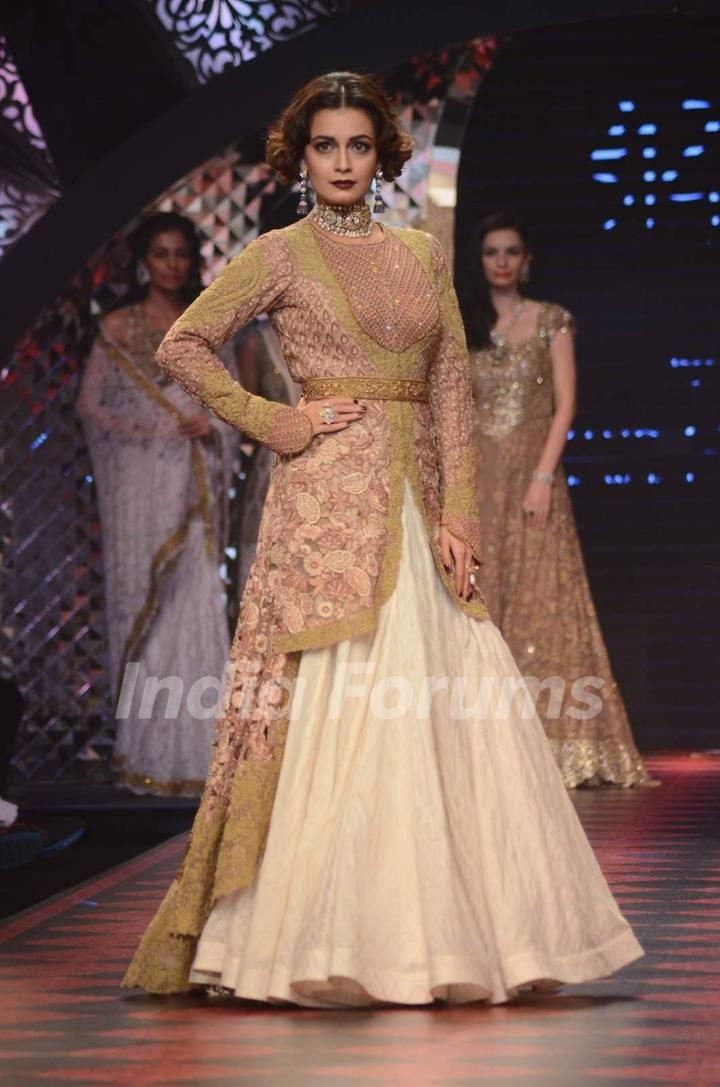 Dia Mirza walks the ramp at IIJW Day 3