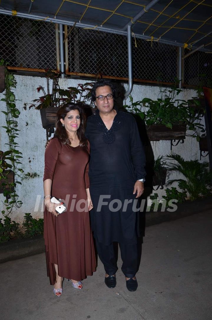 Talat Aziz and Bina Aziz at Screening of Jaanisaar