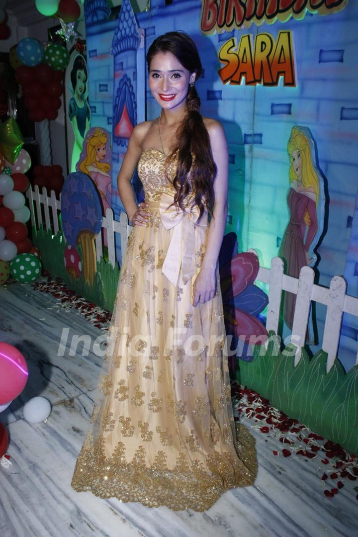 Sara Khan at her Birthday Bash