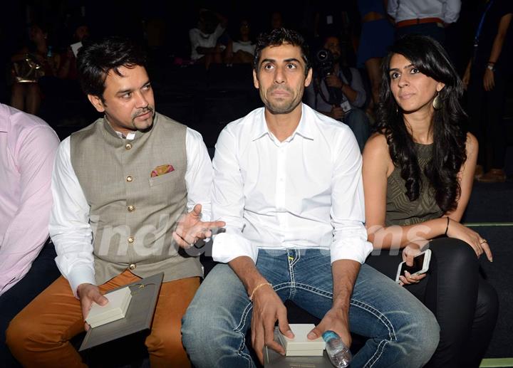 Anurag Thakur and Ashish Nehra with His Wife at BMW India Bridal Fashion Week
