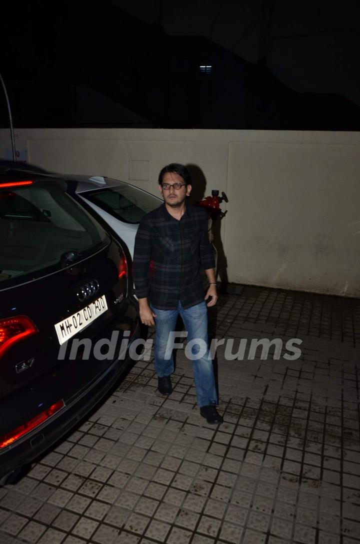 Vishesh Bhatt Snapped in the City