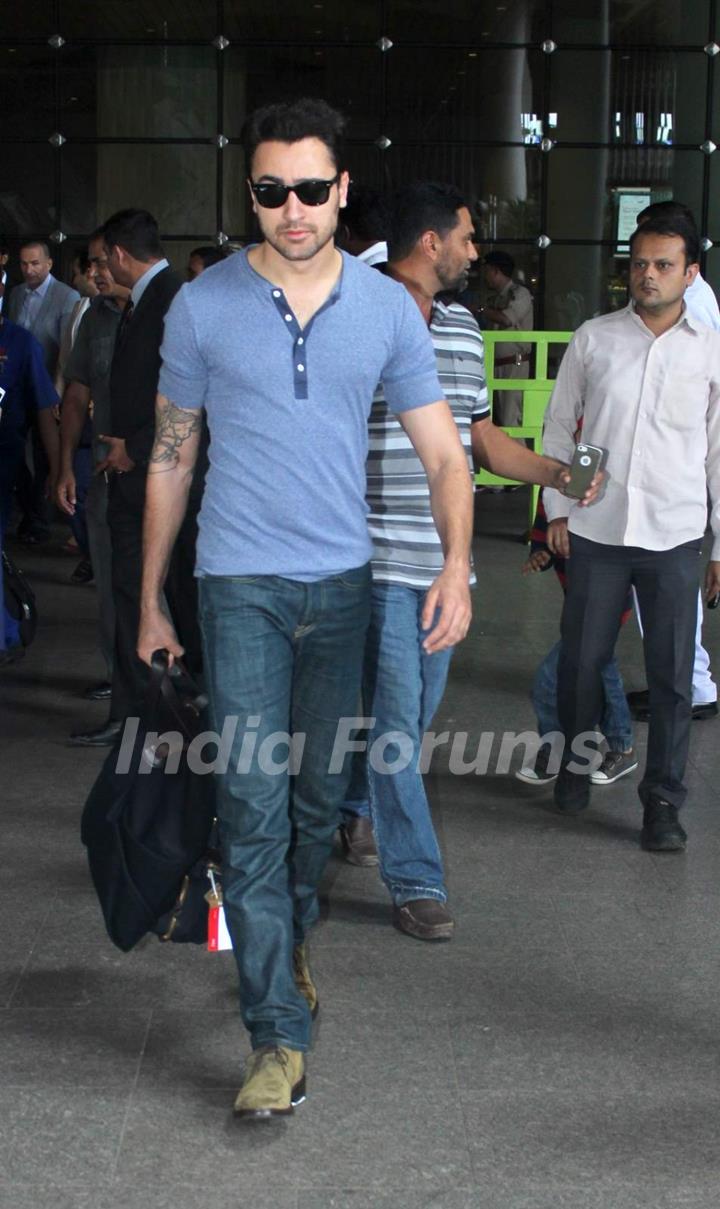 Imran Khan Snapped at Airport