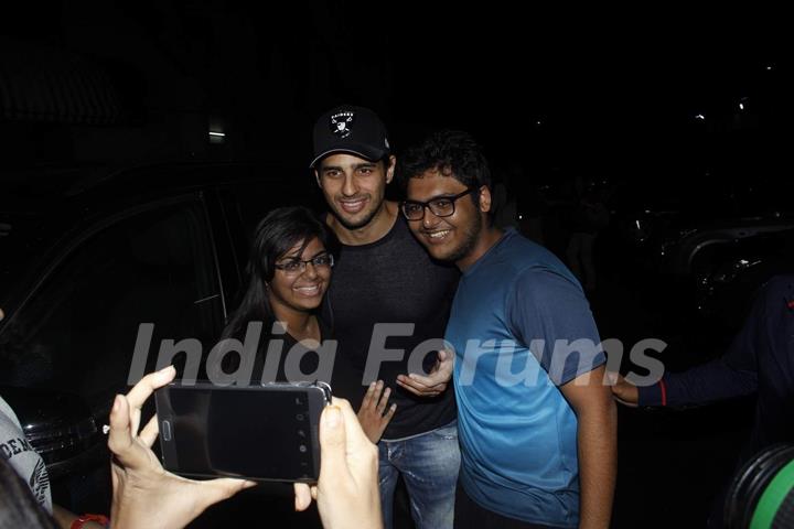 Sidharth Malhotra With Fans at Screening of Brothers