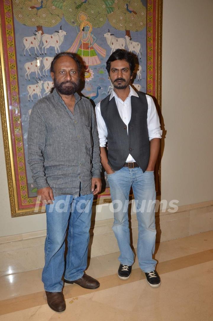 Ketan Mehta and Nawazuddin Siddiqui at Press Meet of Manjhi - The Mountain Man