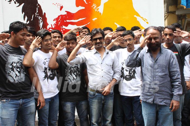 Nawazuddin Siddiqui and Ketan Mehta at Promotions of Manjhi - The Mountain Man