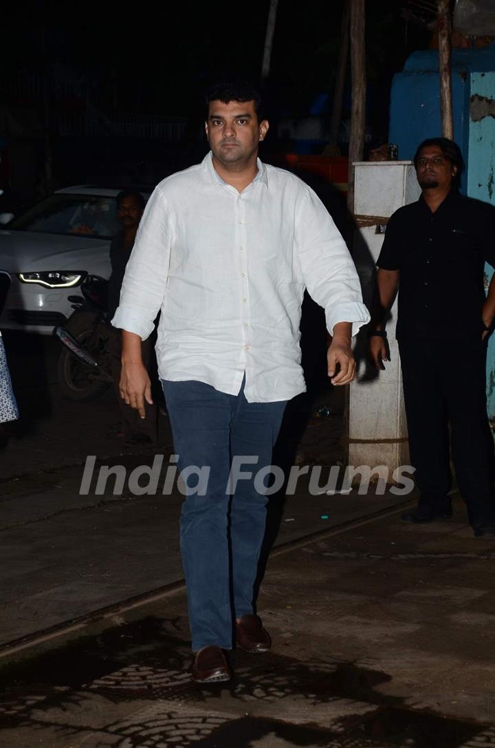 Siddharth Roy Kapur at Prayer Meet of Shraddha Kapoor's Grandfather