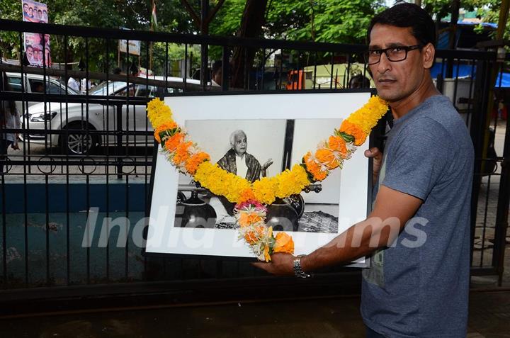 Prayer Meet of Shraddha Kapoor's Grandfather