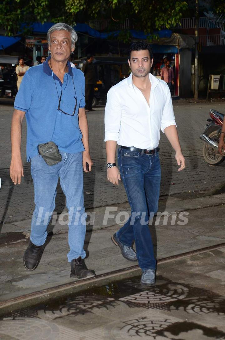 Sudhir Mishra at Prayer Meet of Shraddha Kapoor's Grandfather