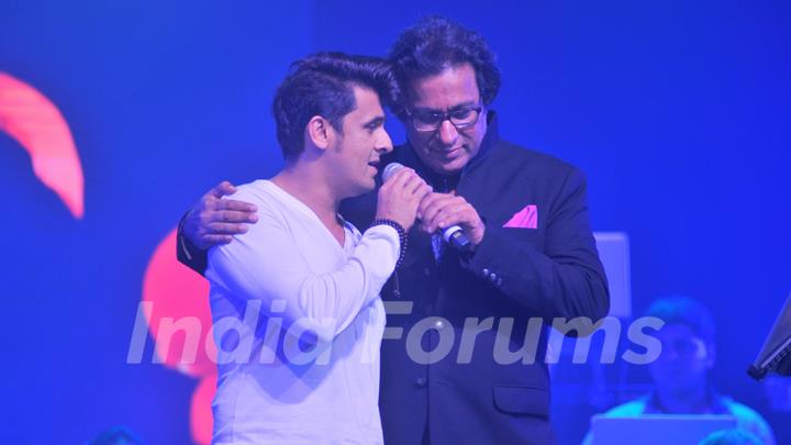 Sonu Nigam and Talat Aziz Performs at 'Yeh Sham Mastaani' Evening