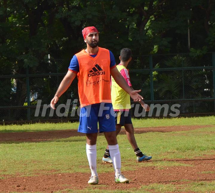 Ranbir Kapoor Snapped Practicing Soccer!