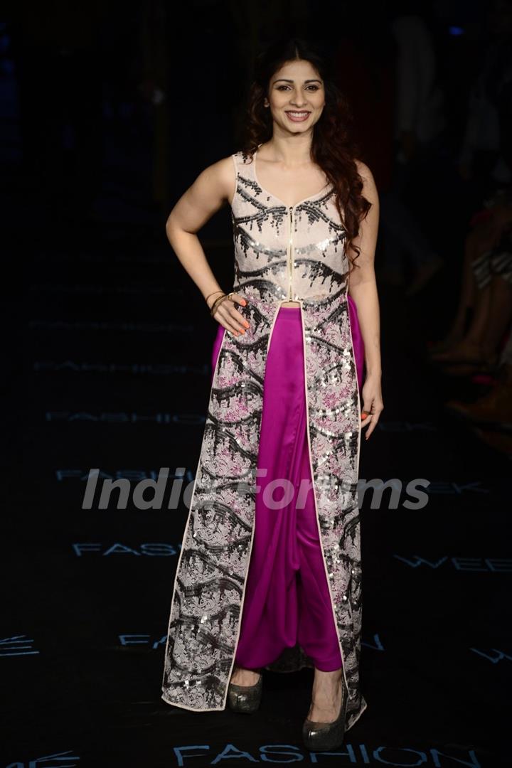 Tanishaa Mukherji at Lakme Fashion Week Day 5