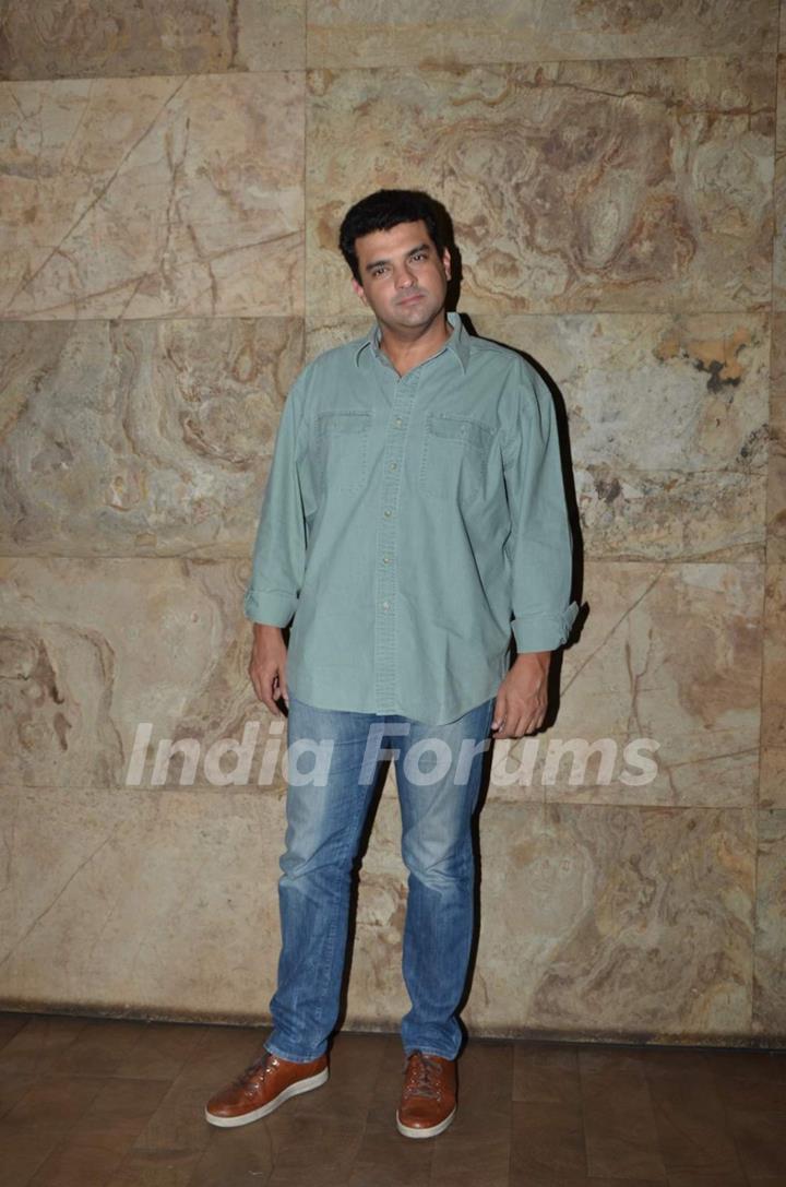 Siddharth Roy Kapur at Screening of Welcome Back