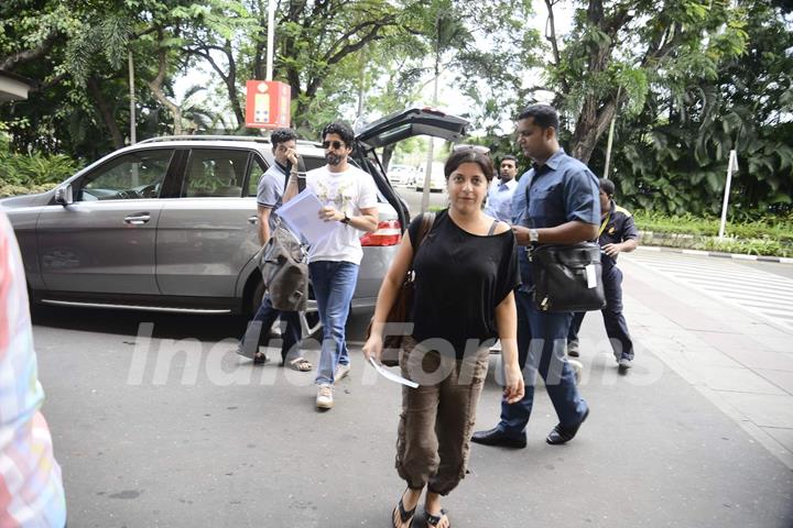 Farhan Akhtar and Zoya Akhtar Snapped at Airport