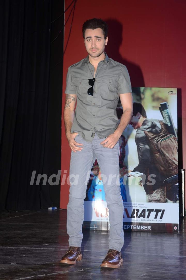 Imran Khan for Promotions of Katti Batti at Sophia College