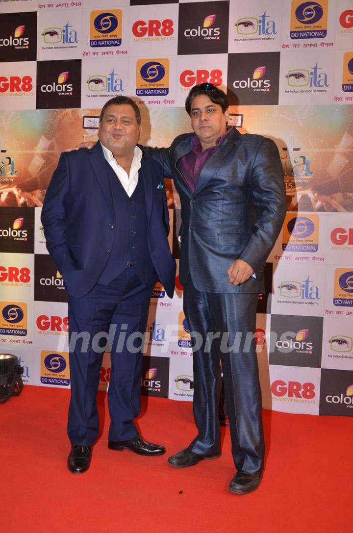 Cyrus Broacha and Kunal Vijaykar at GR8 ITA Awards