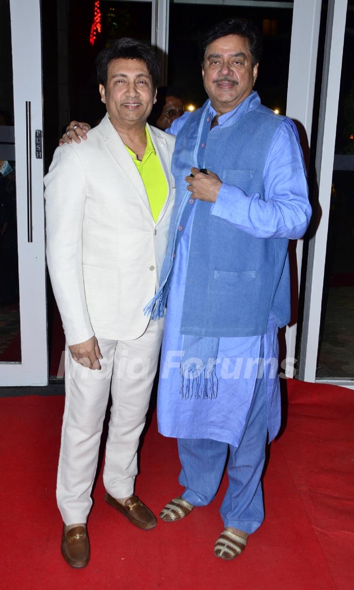 Shekhar Suman and Shatrughan Sinha at Finale of 24th Miss India Worldwide 2015