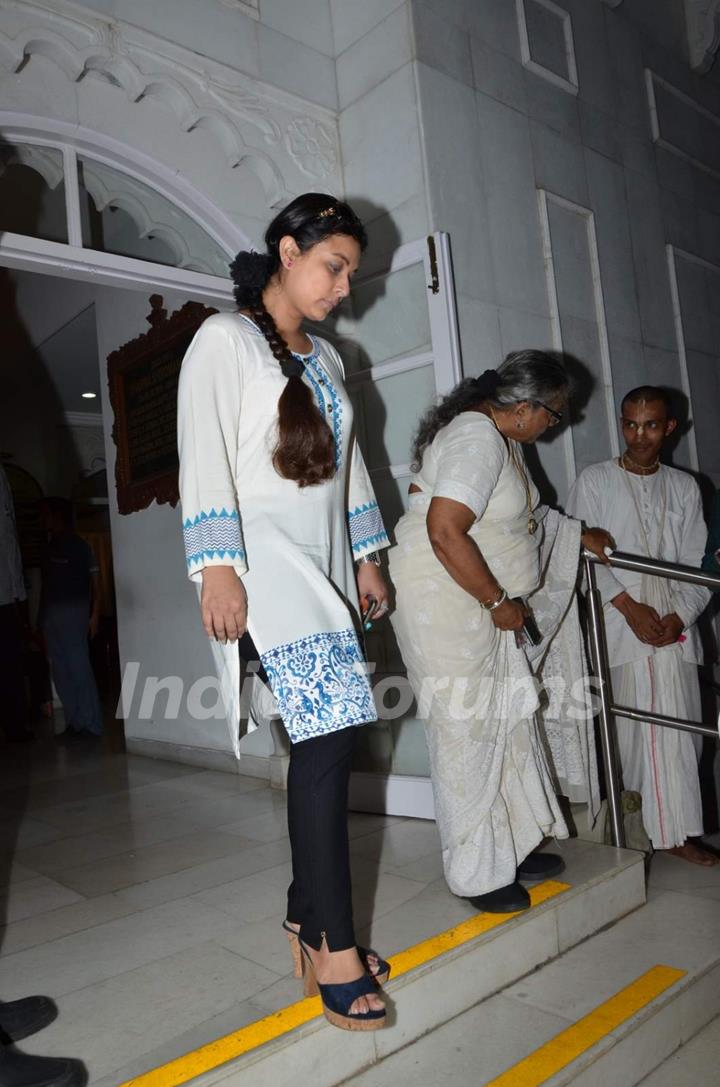 Sharbani Mukherjee at Aadesh Shrivastava's Prayer Meet