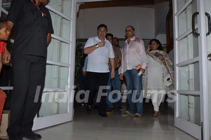 Rishi Kapoor at Aadesh Shrivastava's Prayer Meet