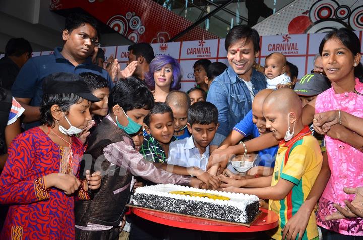 Vivek Oberoi Celebrates His Birthday at CPAA Event