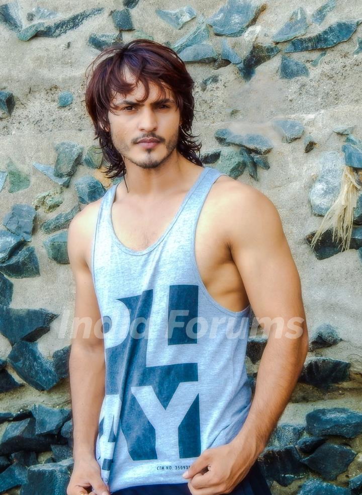 Ravi Bhatia