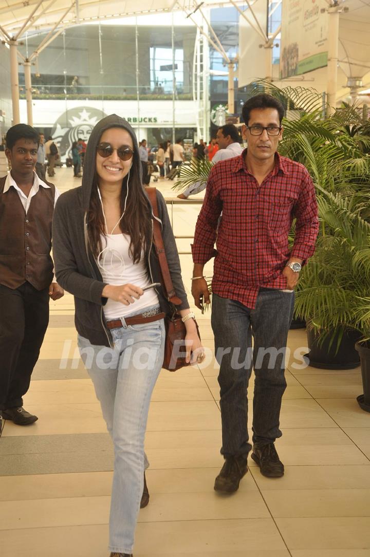 Shraddha Kapoor Snapped at Airport