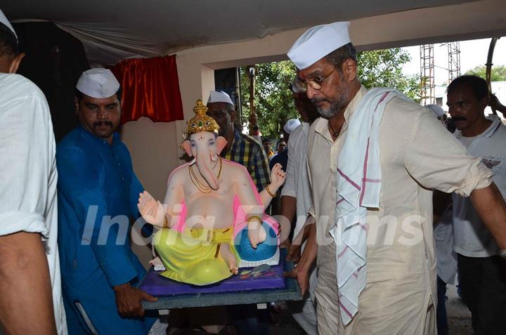 Nana Patekar Brings Ganpati Bappa Home
