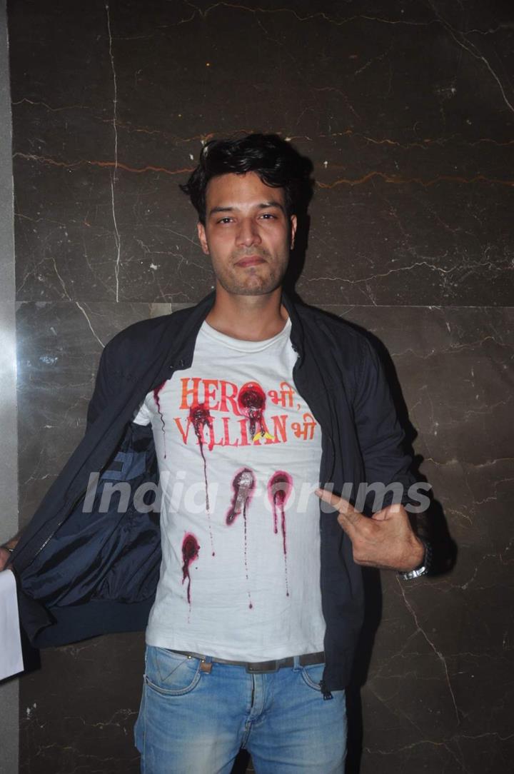 Aakash Dahiya at Premiere of Meeruthiya Gangsters