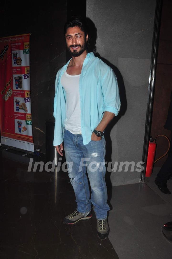 Vidyut Jamwal at Premiere of Meeruthiya Gangsters