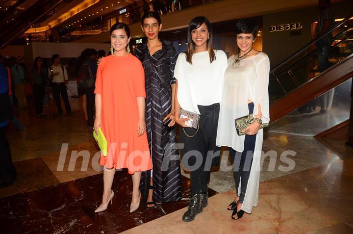 Manasi Scott and Mandira Bedi at Paul Smit Event