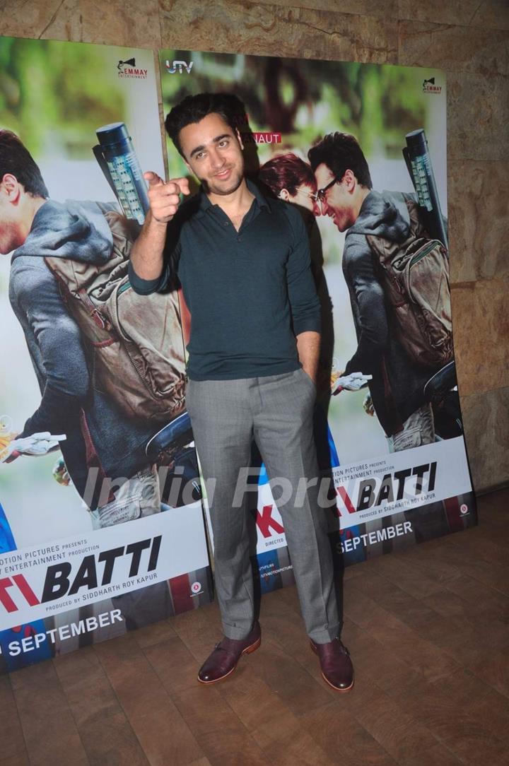 Imran Khan poses for the media at the Special Screening of Katti Batti