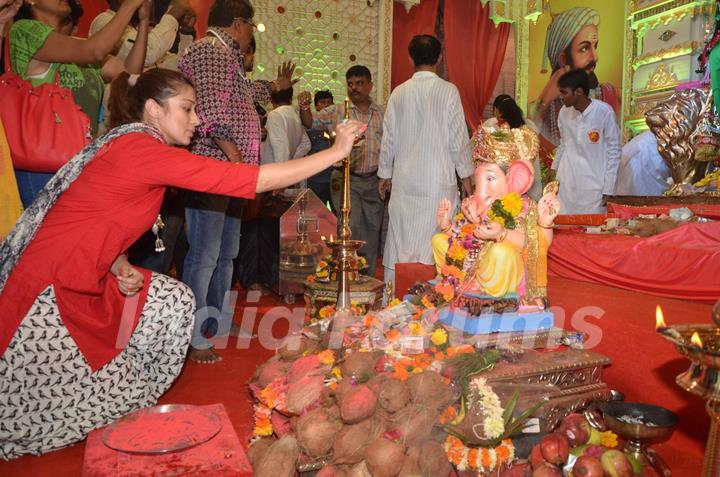 Lakshmi Rai Visits Ganpati Pandal