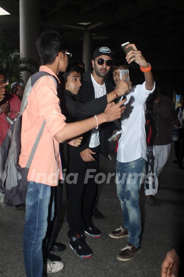 Ranbir Kapoor Snapped at Airport