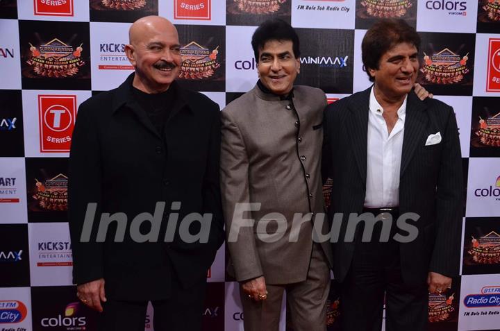 Rakesh Roshan, Jeetendra and Raj Babbar Pays Tribute to Gulshan Kumar