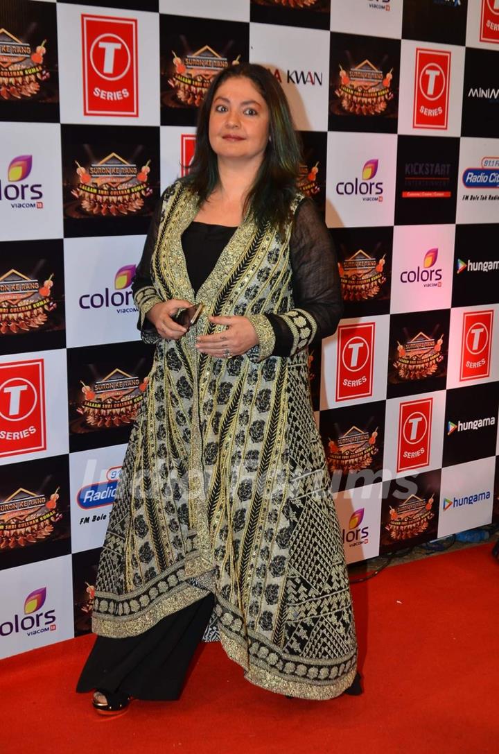 Pooja Bhatt Pays Tribute to Gulshan Kumar