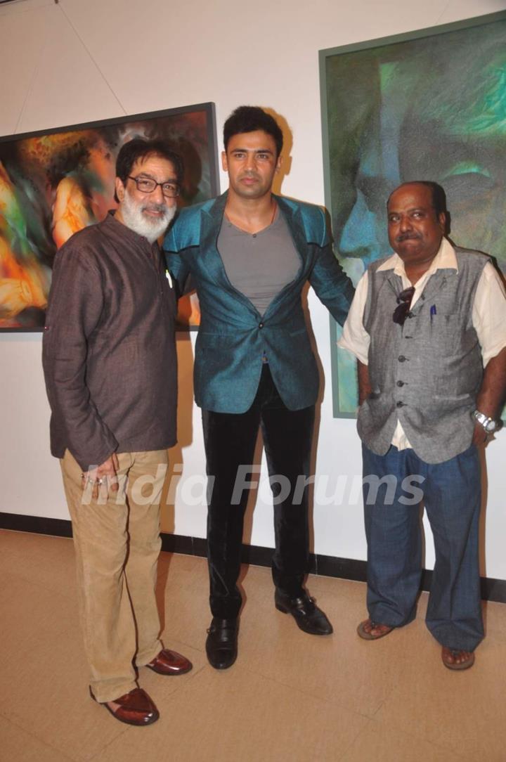 Sangram Singh at Gracy Singh's Art Exhibition