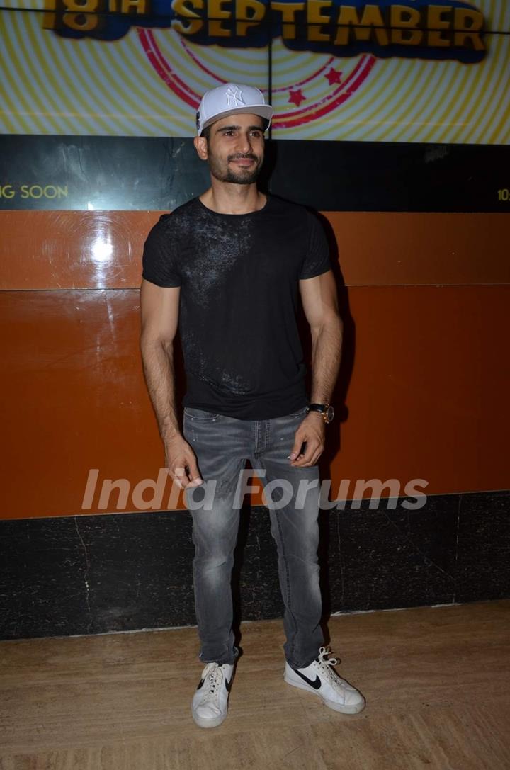 Karan Tacker at Screening of Kis Kisko Pyaar Karoon