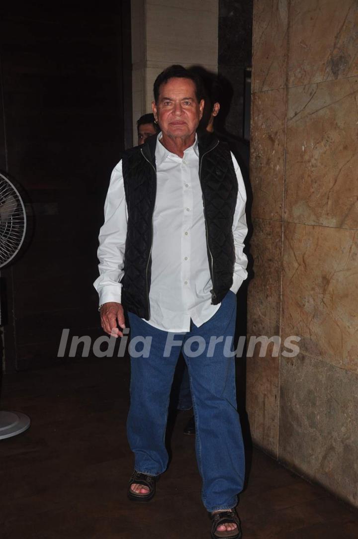 Salim Khan at Screening of Kis Kisko Pyaar Karoon