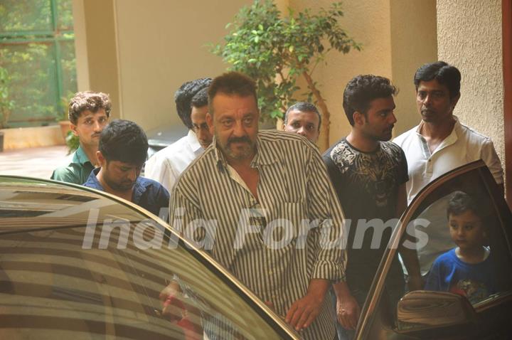 Sanjay Dutt Leaves for Jail Term