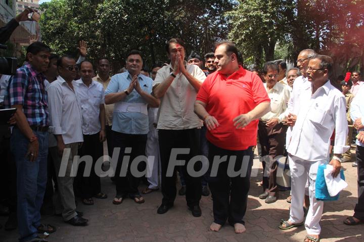 The Kapoor Brothers were snapped at RK Studios Ganpati Visarjan