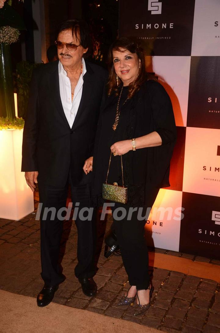 Sanjay Khan poses with Wife at Simone Khan's Store Anniversary