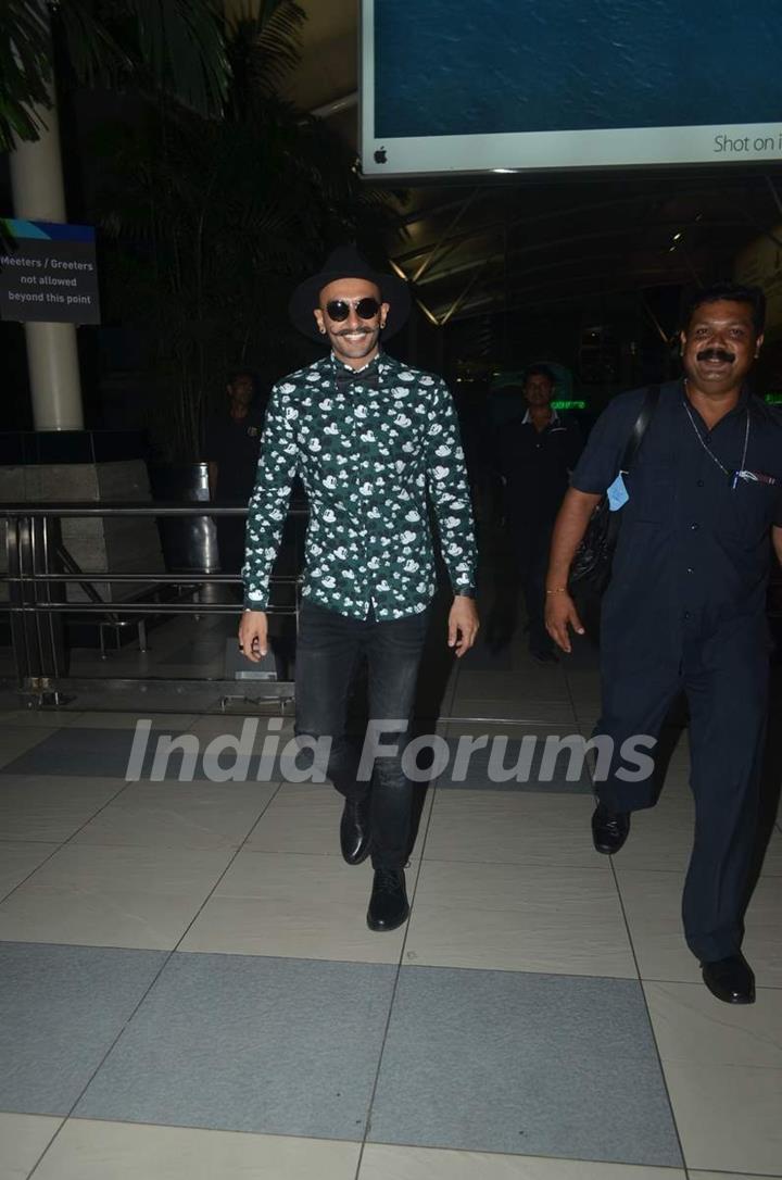Ranveer Singh snapped at Airport