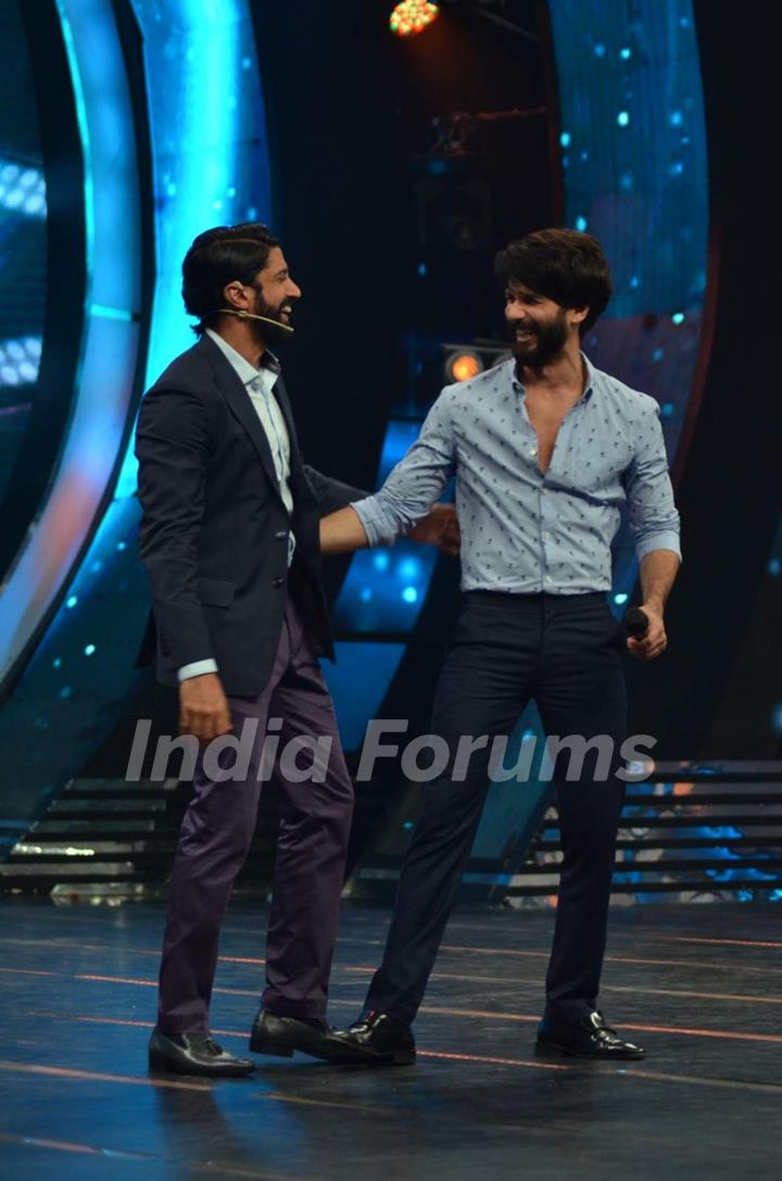 Farah Akhtar and Shahid Kapoor at the Promotions of Shaandaar on 'I Can Do That'