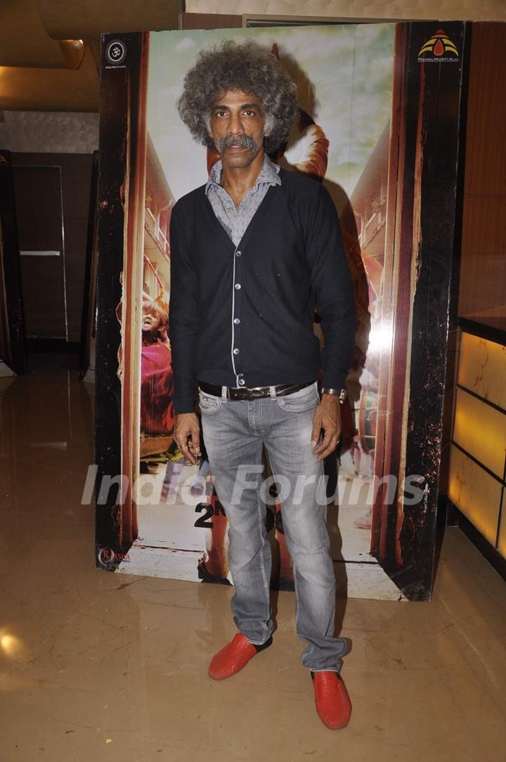 Makarand Deshpande poses for the media at the Premier of Dagdi Chawl