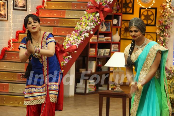 Upasana Singh and Siddharth Sagar in Comedy Classes